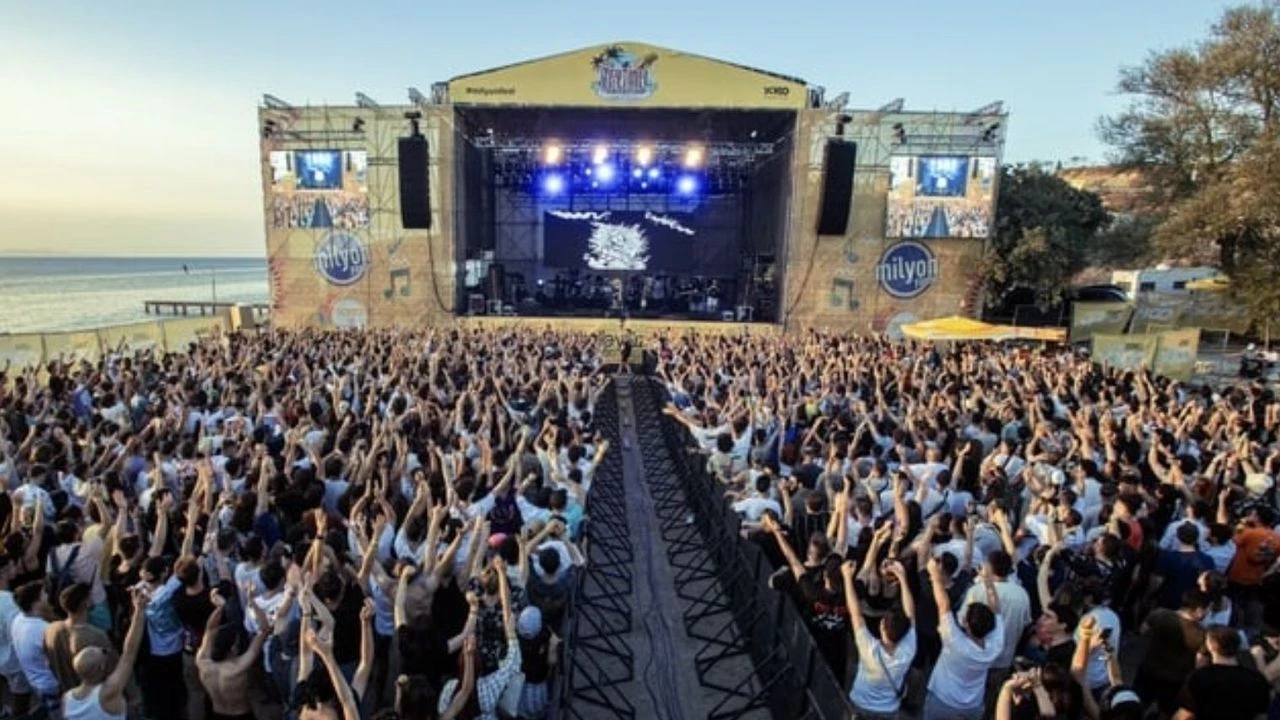 Zeytinli Rock Festivali’ne yasak tartışması büyüyor: CHP’den sert açıklama