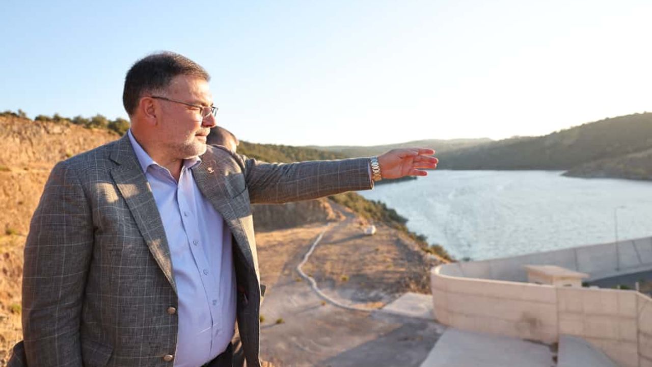 Saygılı’dan Tugay’a ‘baraj’ yanıtı: Çeyrek asırdır yatırım yapamadınız!