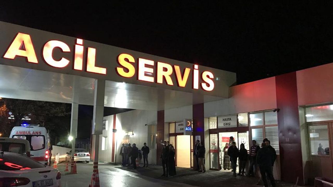 Afyonkarahisar’da trafik kazası: 2 kişi yaralandı