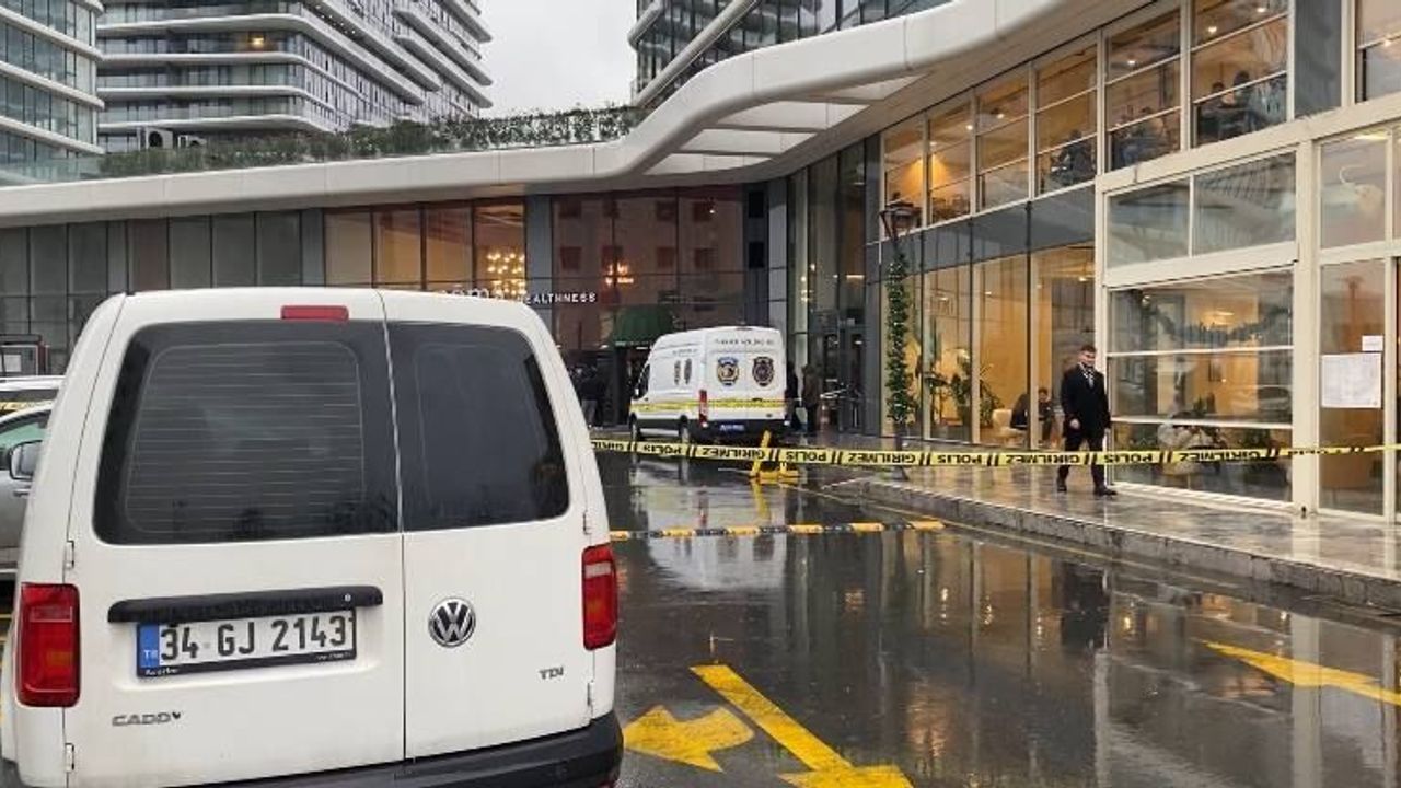 Siteye bırakılan kargo paketi patladı: 2 yaralı