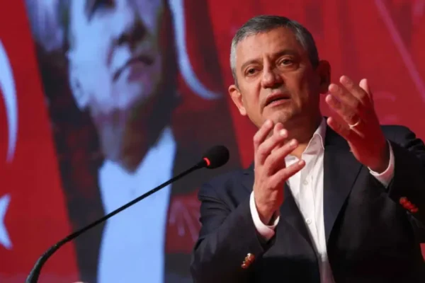 En düşük emekli aylığı belli olmuştu: Özgür Özel&#...