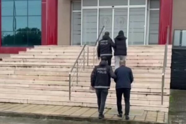 Manisa’da uyuşturucu operasyonu: 8 tutuklama