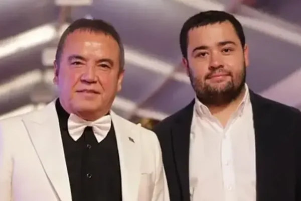 Muhittin Böcek ile oğlunun tahliye talebi reddedil... Muhittin Böcek ile oğlunun tahliye talebi reddedil...